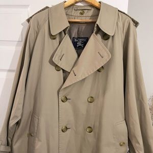 Burberry coat trench